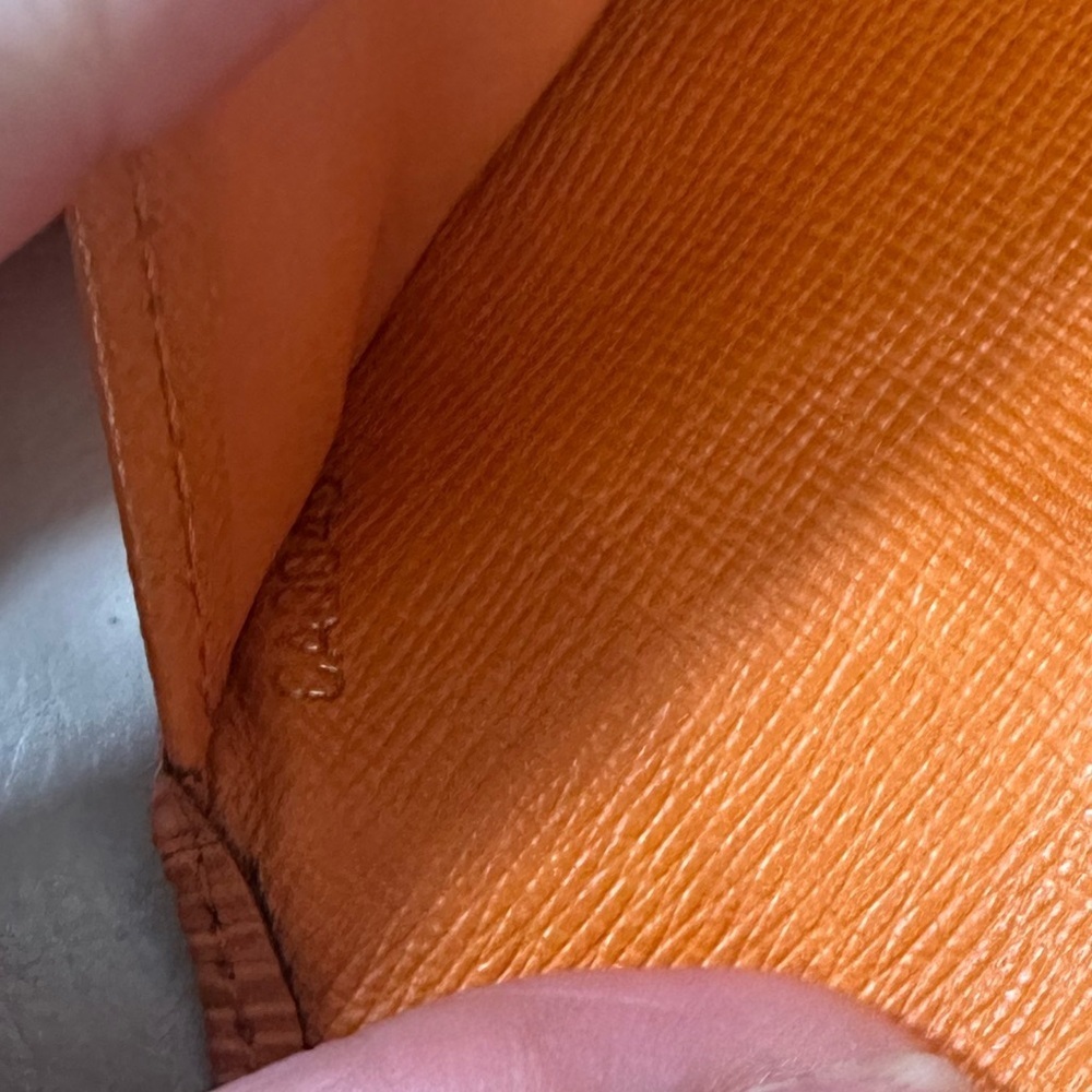 Auth LV Orange Epi Wallet - Picture 7 of 7